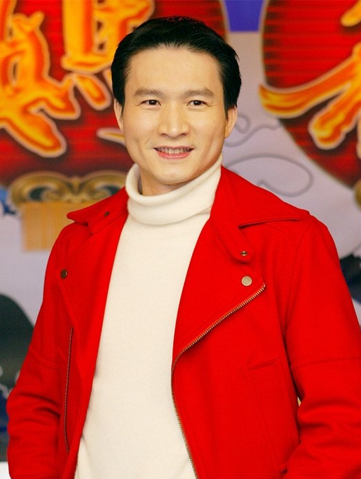 秦杨健康亮红灯 肺部长2公分异物