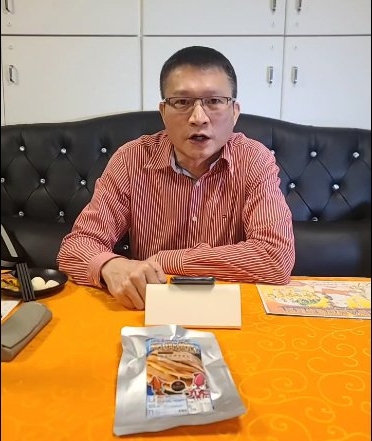 秦杨健康亮红灯 肺部长2公分异物