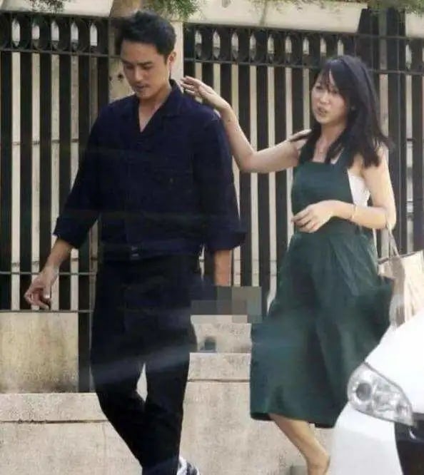 童星妈发文道歉.明道认不该爆粗