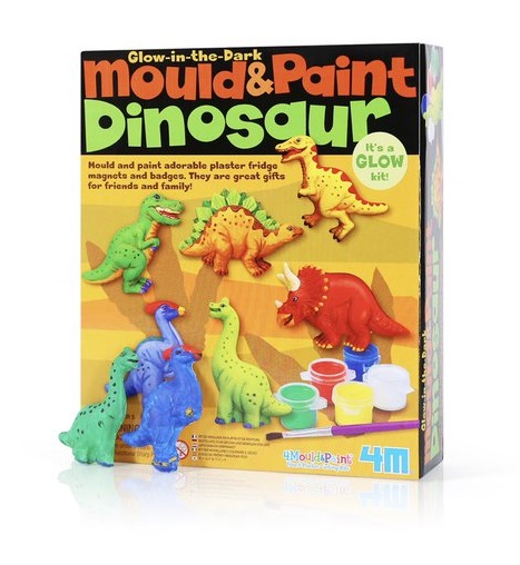 舅舅送恐龙玩具庆生日 11岁侄儿扯礼物后一脸疑惑