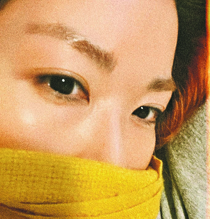 节目拍档确诊 郑裕玲戴双层口罩开麦