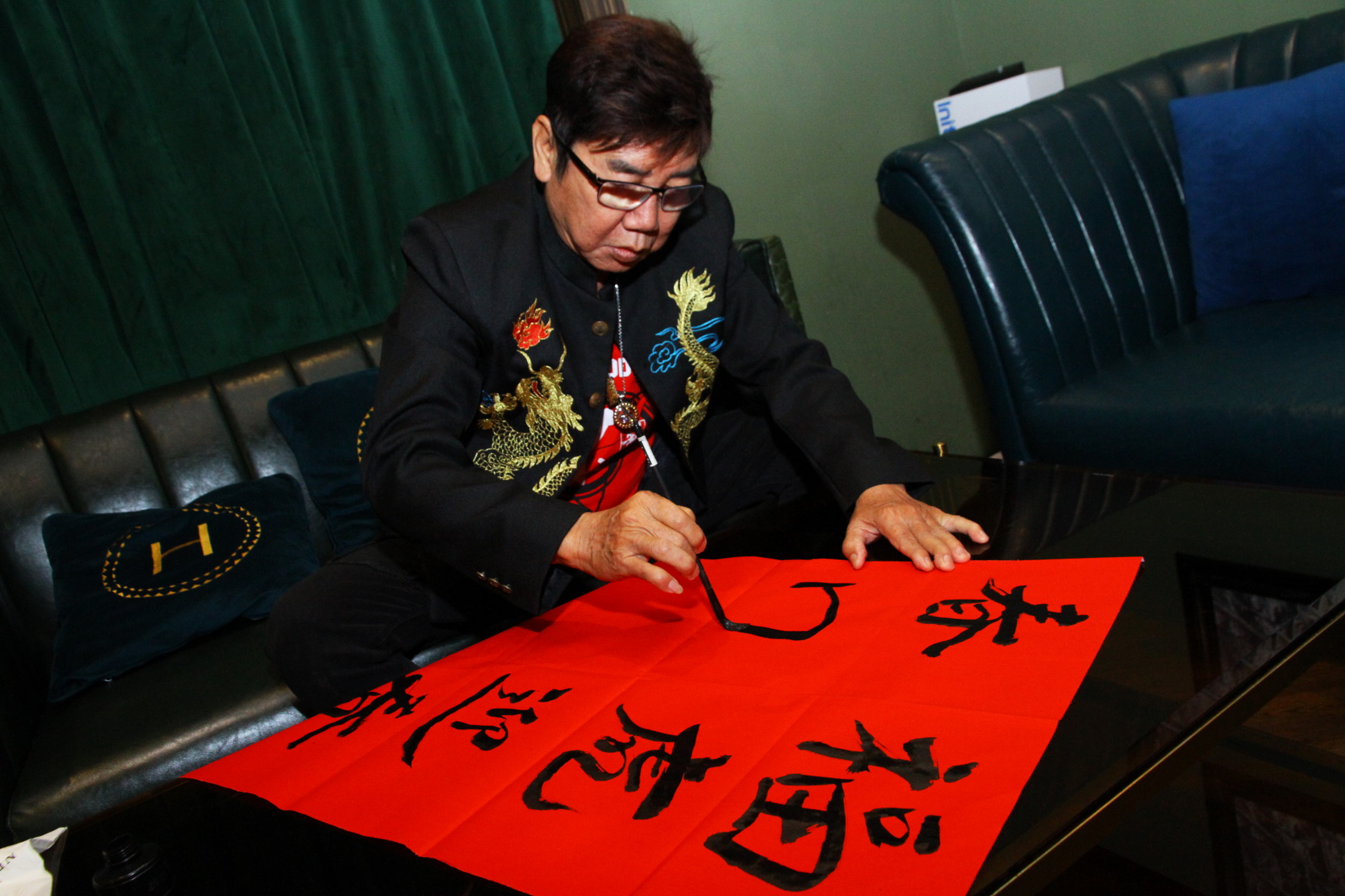 虎年新春特辑|Madam Kee 张少林挥出花明