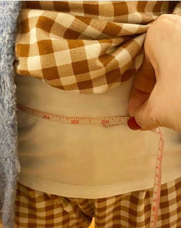 被妈妈公开四围数字  3岁李元元26吋腰惊呆网