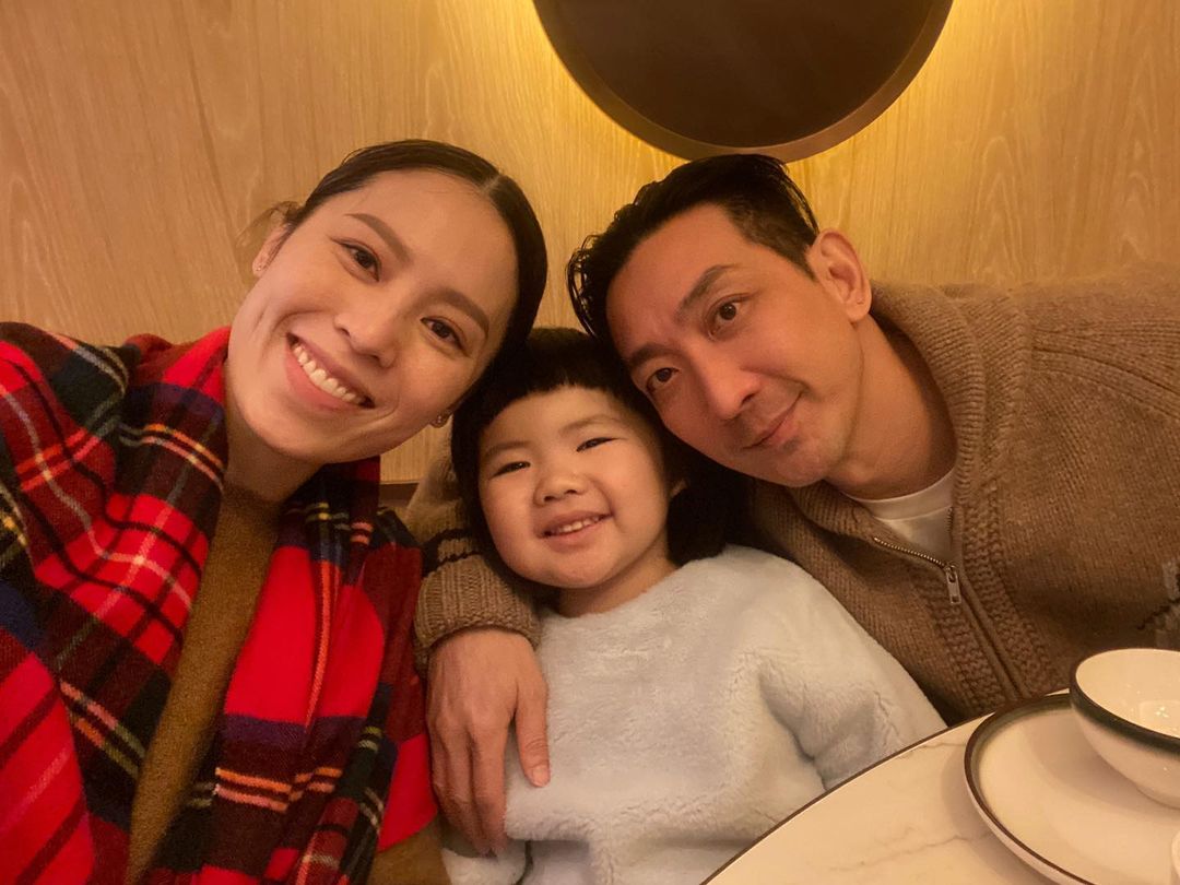 被妈妈公开四围数字  3岁李元元26吋腰惊呆网