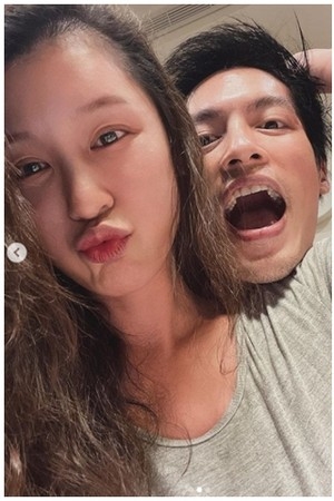 许孟哲揭晓二宝性别  气球炸开当场愣了