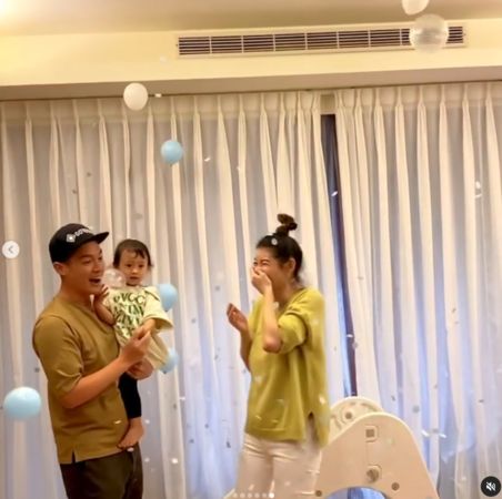 许孟哲揭晓二宝性别  气球炸开当场愣了