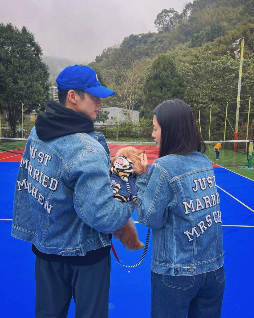 辰亦儒曾之乔晒恩爱闪爆  夫妻装超有有梗