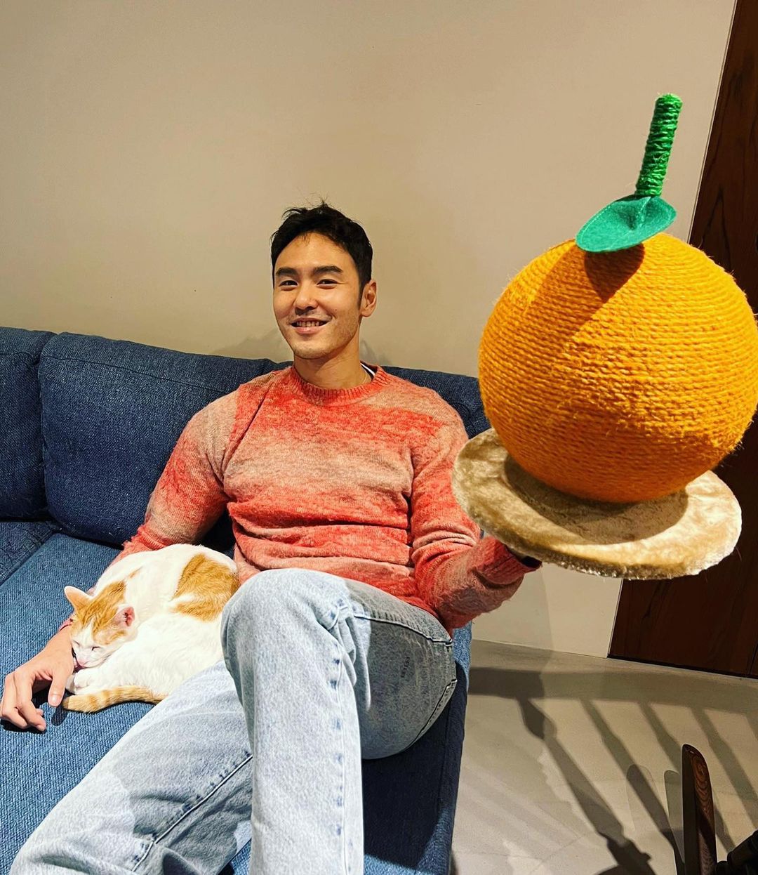 阮经天官宣恋情 晒合照认爱圈外素人