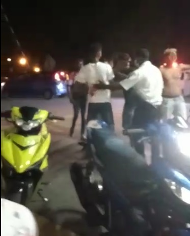 霹总警长:2家庭医院前骚乱案 警再捕3嫌犯