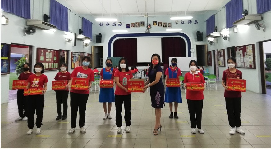 霹/学子版头/疫情无阻圣母华中庆新春