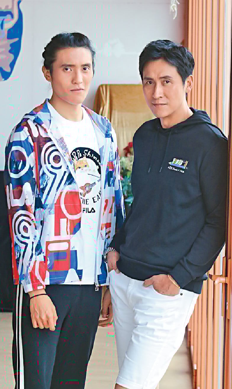 马德钟儿子机械工程一级荣誉毕业 母亲遗憾外婆未能见证