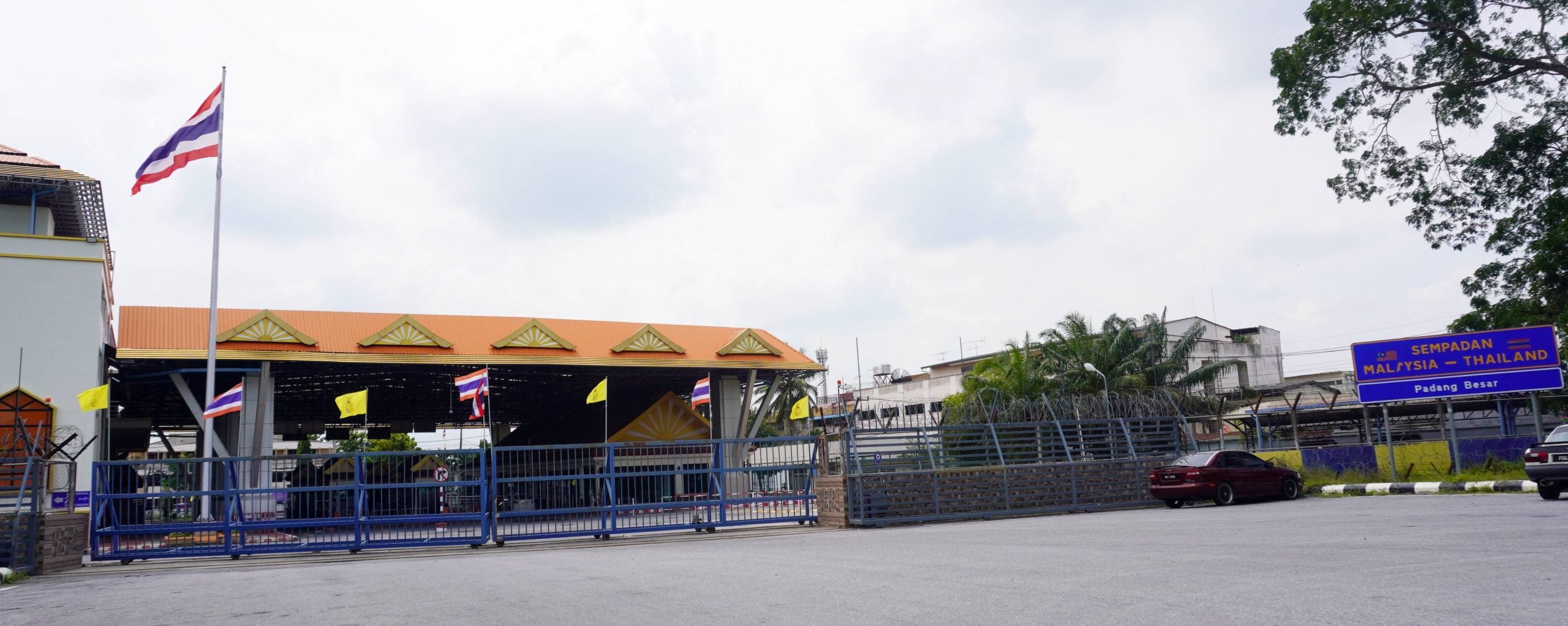 马泰边境陆路关卡开放在即 大马“拿督”赶赴泰结婚