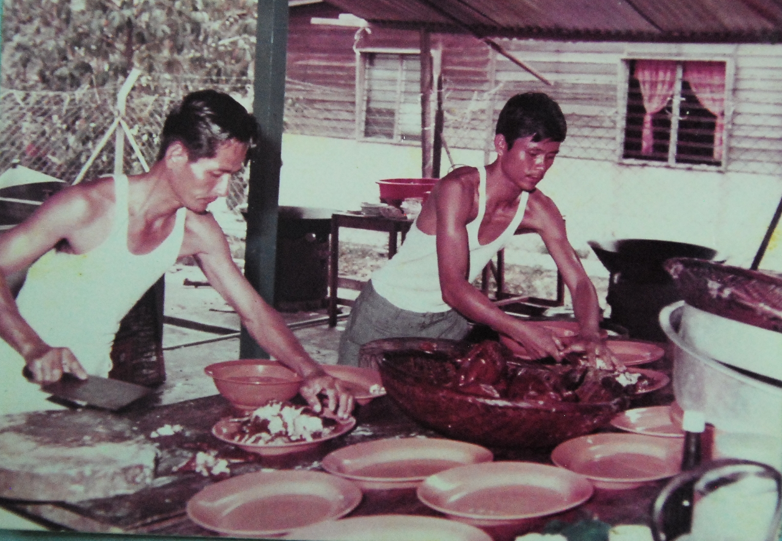 (刊期:2月5日)有故事的人:昔日的流动厨师邱顺发