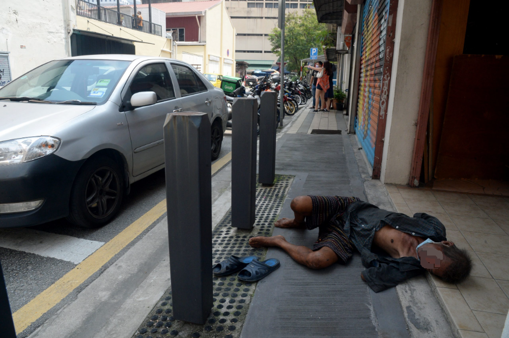 （大都会）/封面/跟进吉隆坡乞丐问题/12图