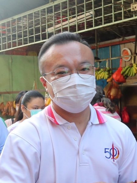 (大都会)/ME02头/新年前最后一分钟大扫除垃圾丢路边/4图+2补图