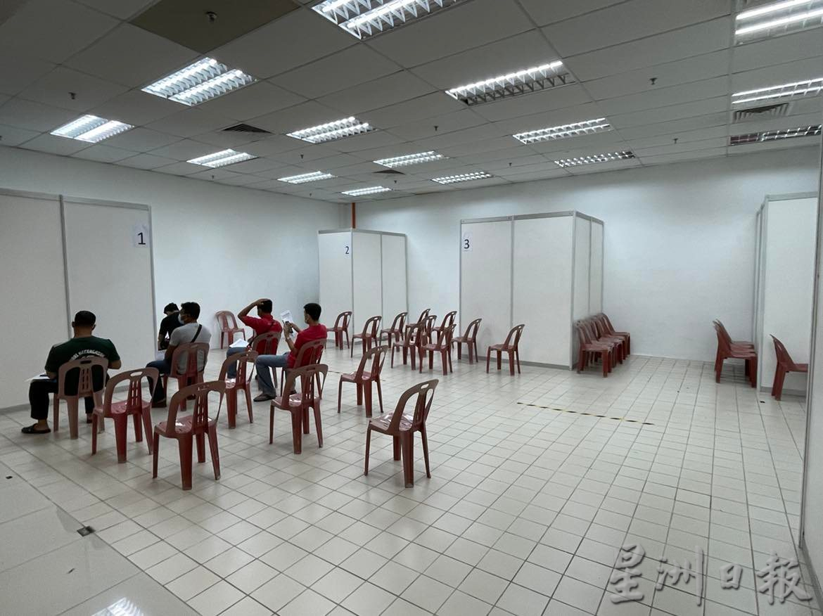 （已签发）柔：***版头之一***銮霸市设疫苗接种中心，每日1100剂疫苗供接种