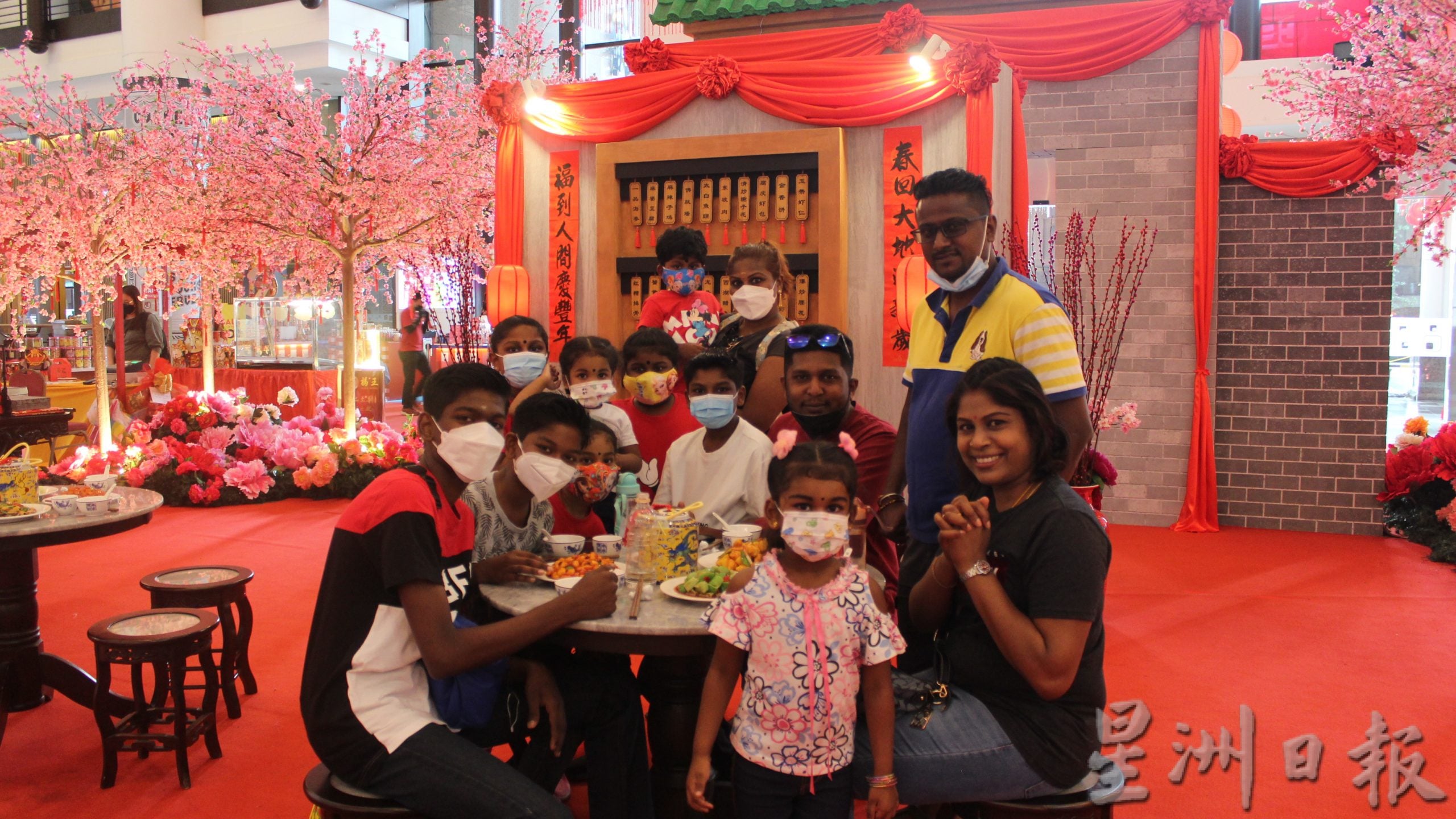 ok////我们/制表/专访山苏教授:大马未达致团结但已实现融合