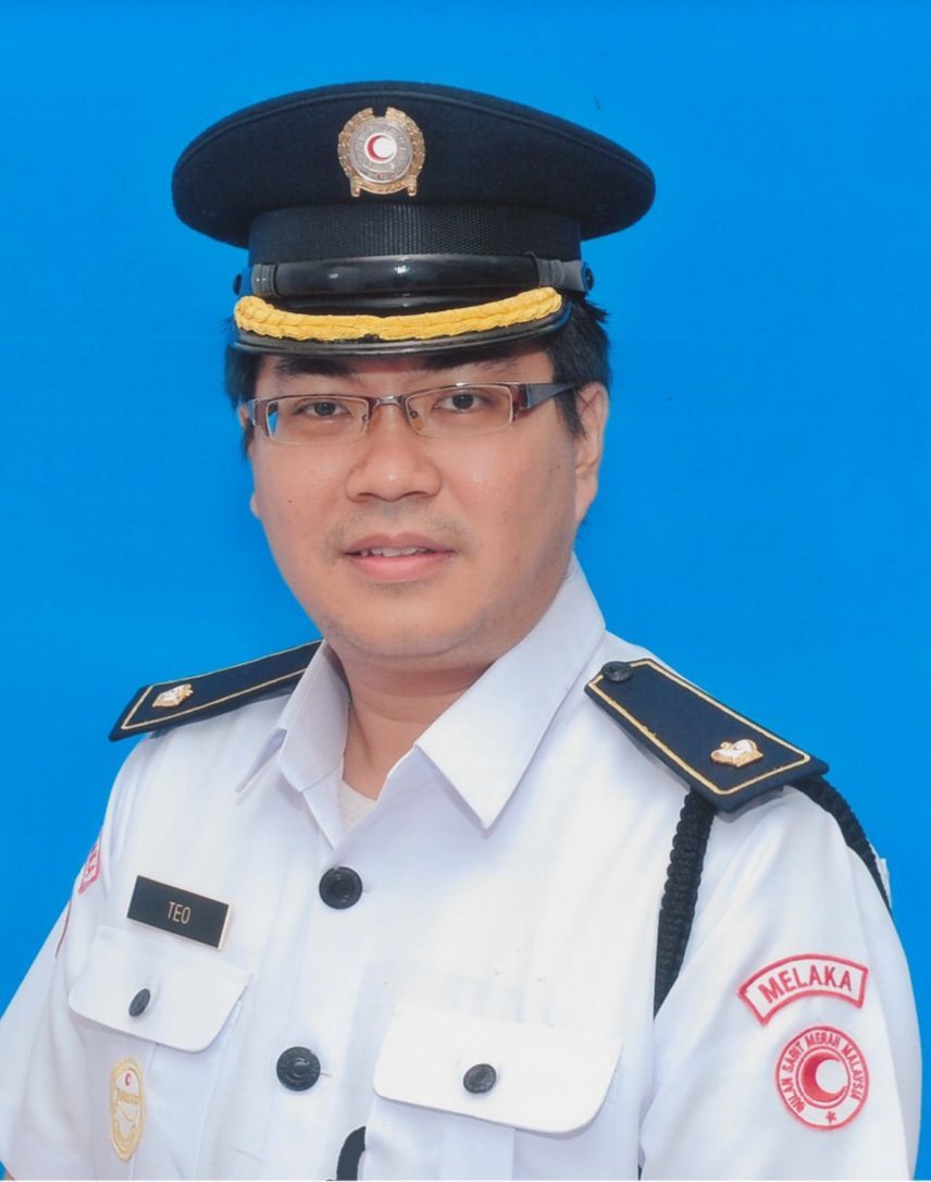 13/3/大都会/有故事的人-张光镇(红新月会救护车主管)