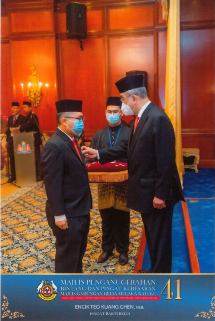 13/3/大都会/有故事的人-张光镇(红新月会救护车主管)