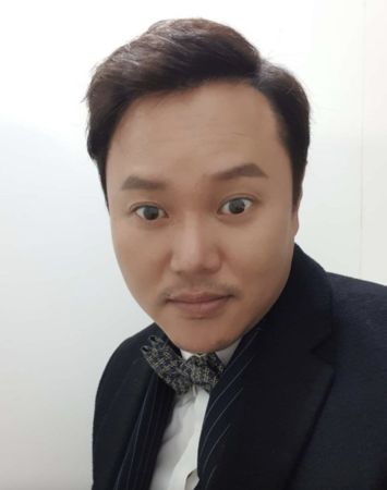 2只大型犬咬死80岁老妇 韩谐星判囚8个月