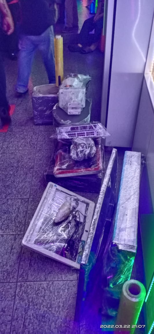 2店用翻版歌充商业用途 14万K歌器材被充公