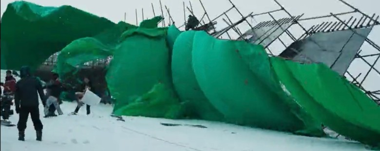 30度落水与急流搏斗 甄子丹投保逾5000万