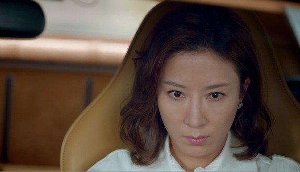 30秒车厢戏晒4个层次演技 网赞杨茜尧“最佳奸角”	