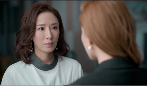 30秒车厢戏晒4个层次演技 网赞杨茜尧“最佳奸角”	