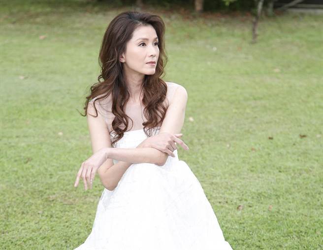 53岁叶全真遭酸进厂维修 大方认了“动手脚”