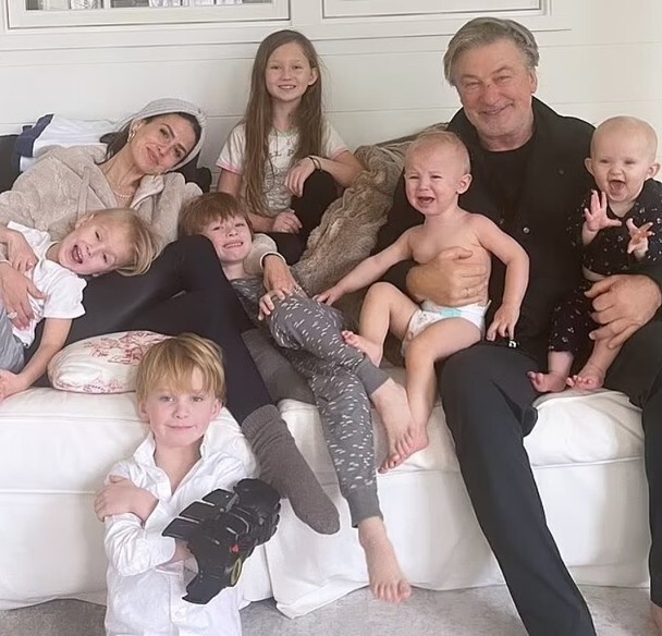 68岁阿历宝云再当爸 小26岁娇妻宣布怀第7胎