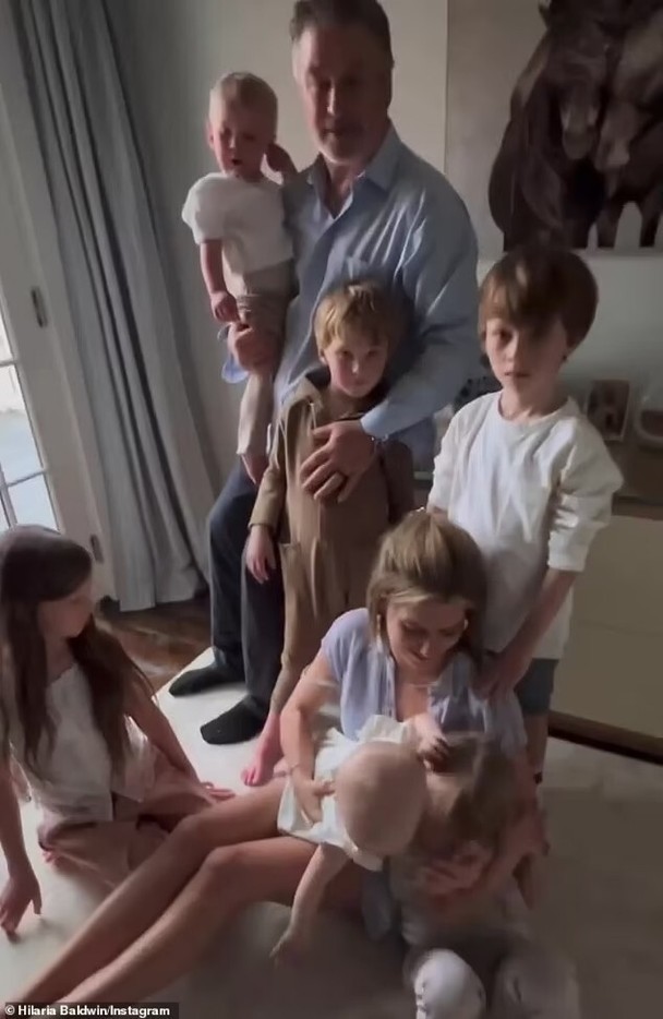 68岁阿历宝云再当爸 小26岁娇妻宣布怀第7胎