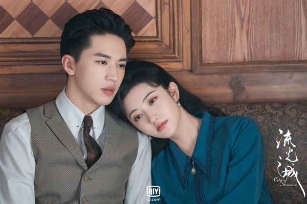 BL剧《上瘾》许魏洲闪电结婚 官宣时间藏“真爱密码”