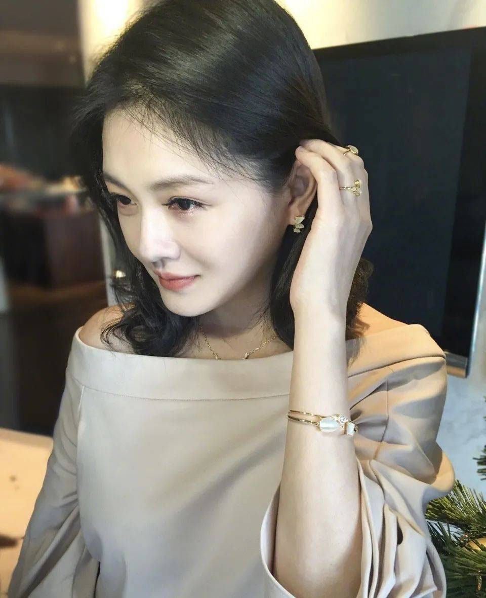 具俊晔隔离勤学中文 网跪“真的超爱大S”