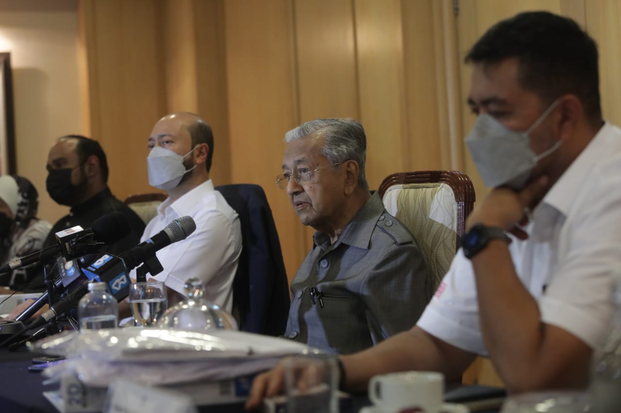 “失去按柜金 不失斗争精神” 敦马:已确认败选原因