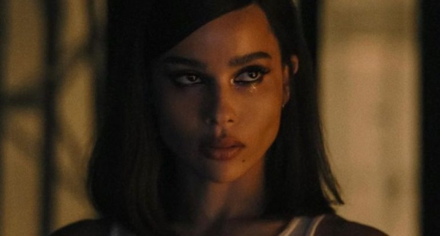 “猫女”因肤色遭歧视?祖儿10年前试镜《蝙蝠侠:夜神起义》遭拒