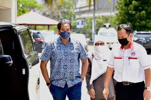 “转攻”波德申国席? 凯里:“问早了”