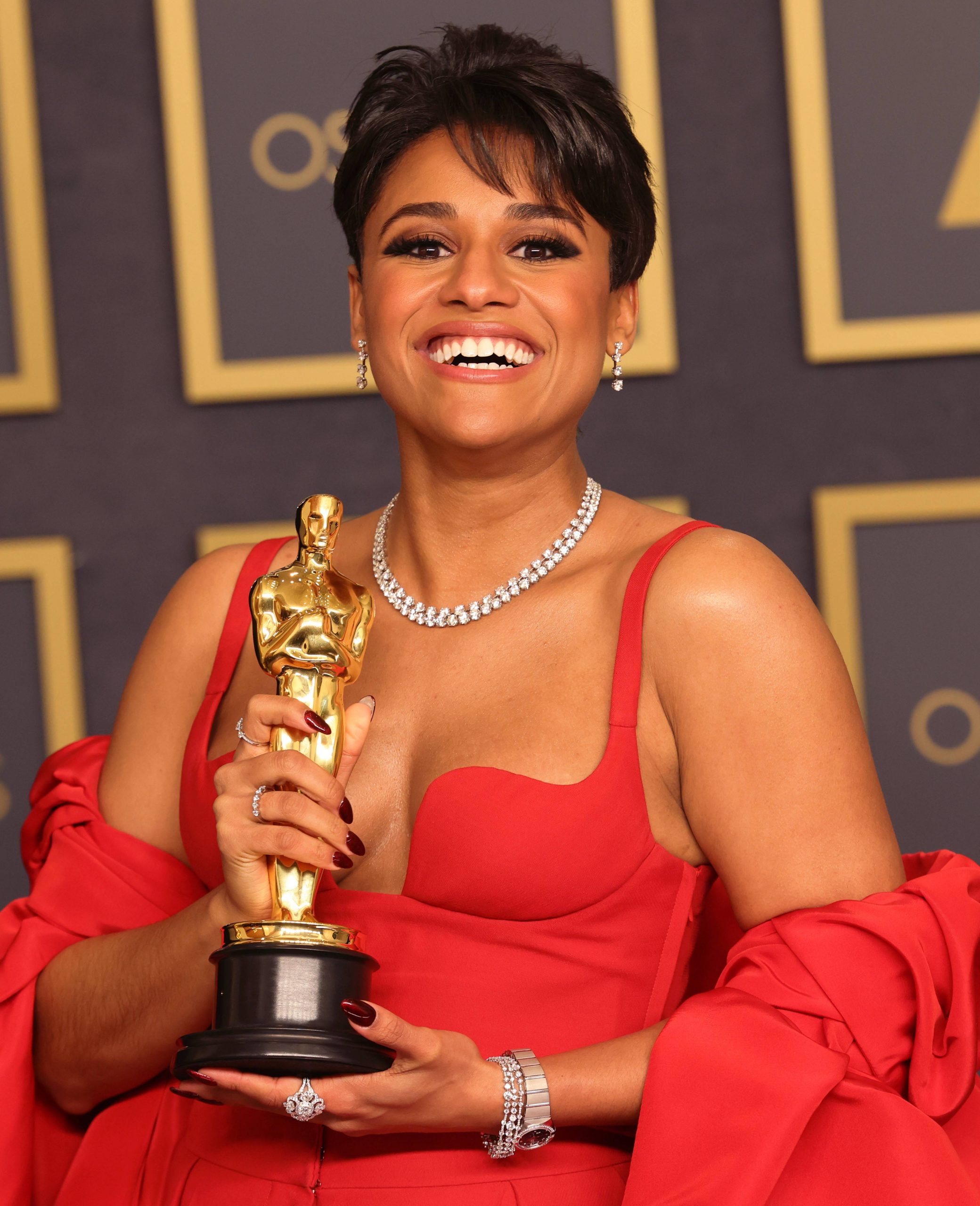 《在车上》勇夺最佳国际影片 失聪男演员夺男配