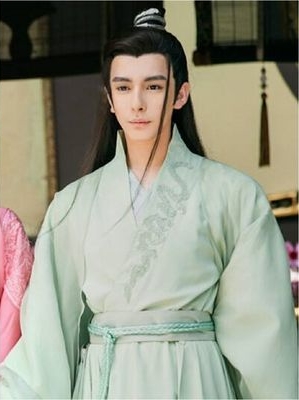 《香蜜沉沉》男星3次逆整型成功 “蛇精男变天菜”惊呆网