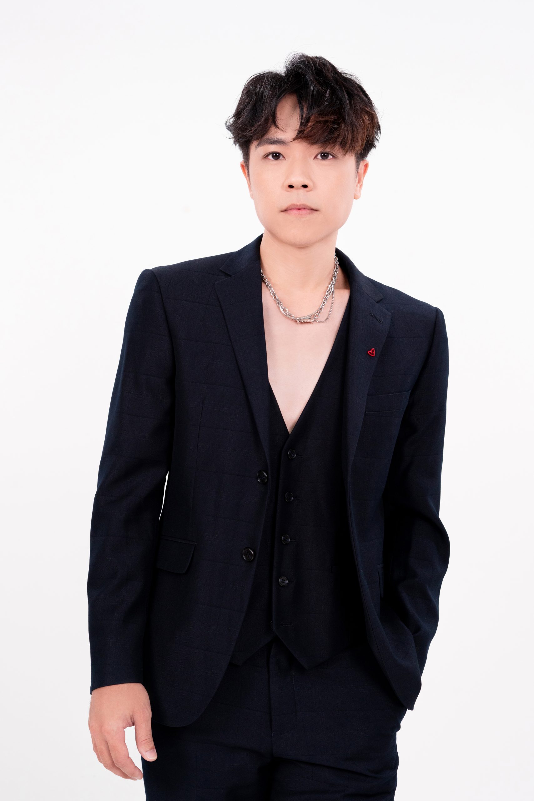 《Earth Hour音乐会》326关灯1小时演唱 李佳欢回马献处女秀	