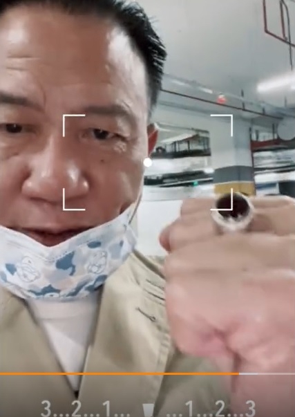 万梓良直击深圳封城实况 做检测拉下口罩大喊加油