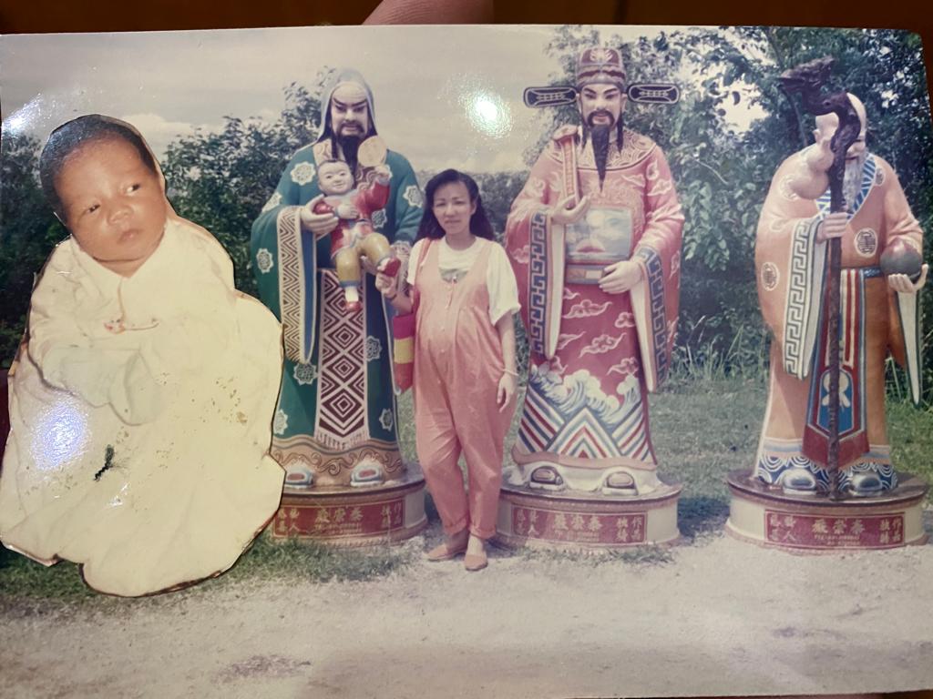 三八妇女节系列(下):不畏艰辛做好服务 大体化妆师独当一面