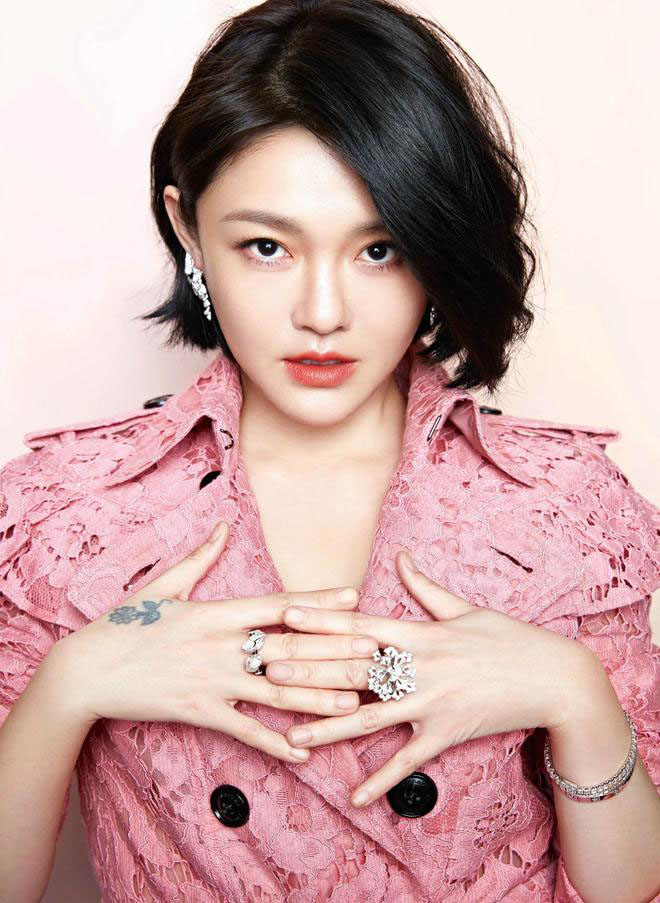 不道歉不见新女婿 大S闪嫁惹怒S妈呛“别抢我女儿”