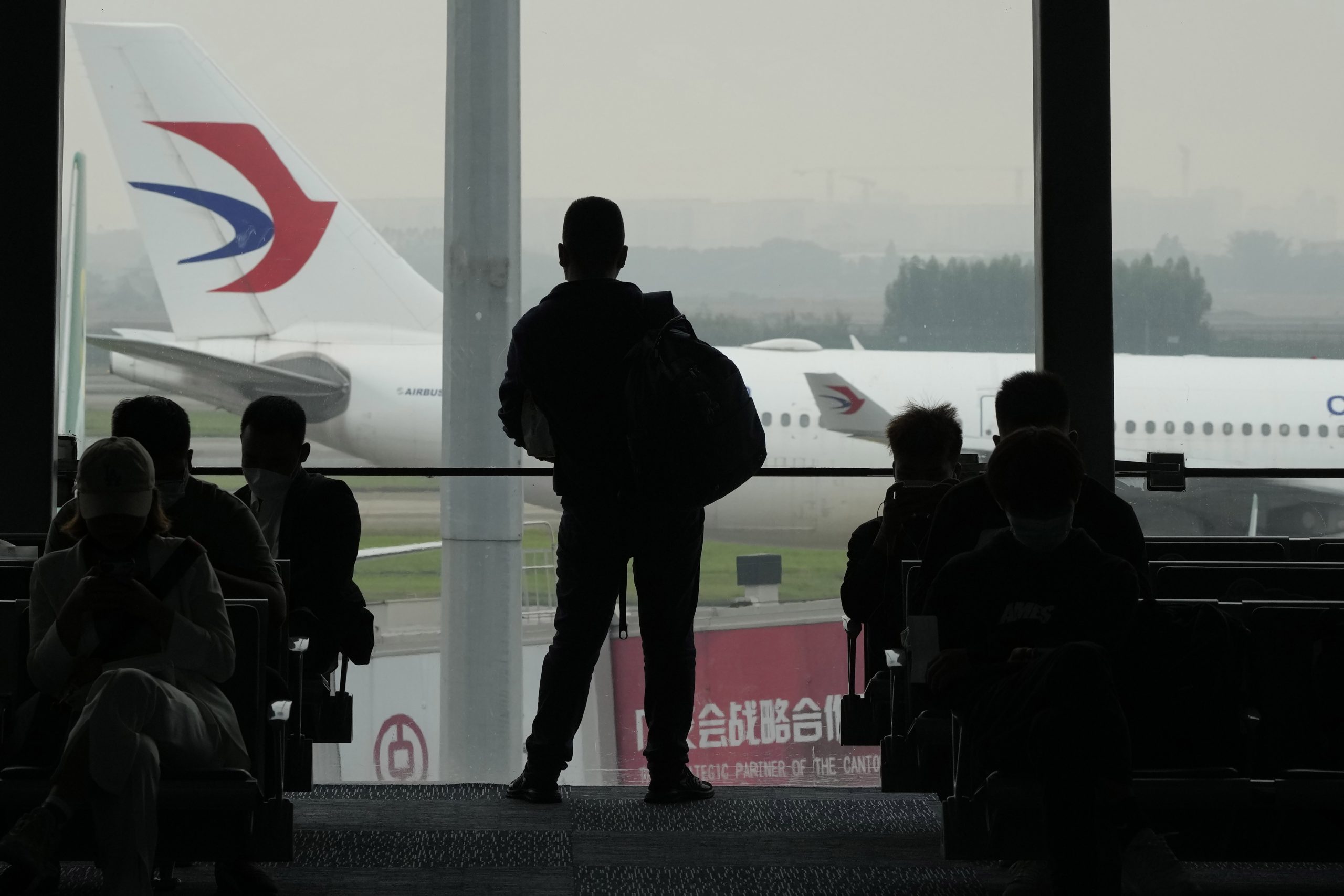 专家:空难调查存三大挑战 黑箱译码需时