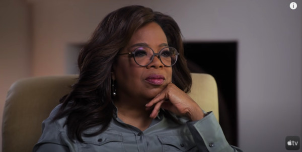 从小被打到血水渗出　奥普拉跟医师对谈出书冲榜首	