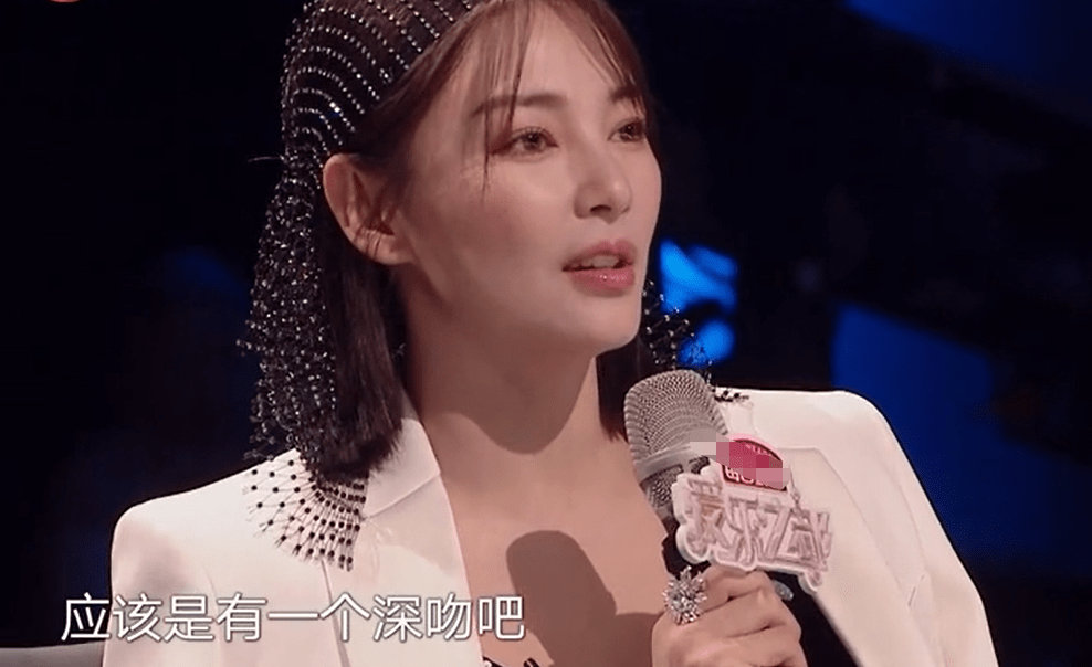 任音乐剧助力团 张雨绮磕CP催加吻戏惹争议