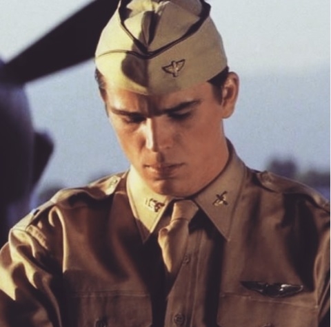 低调当3宝爸 乔斯夏奈特秘婚10年女友