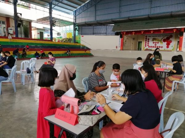 供FB／淡边县8华小，仅2校新生人数增