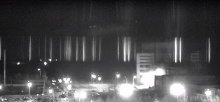 俄军猛攻乌克兰 欧洲最大核电厂起火