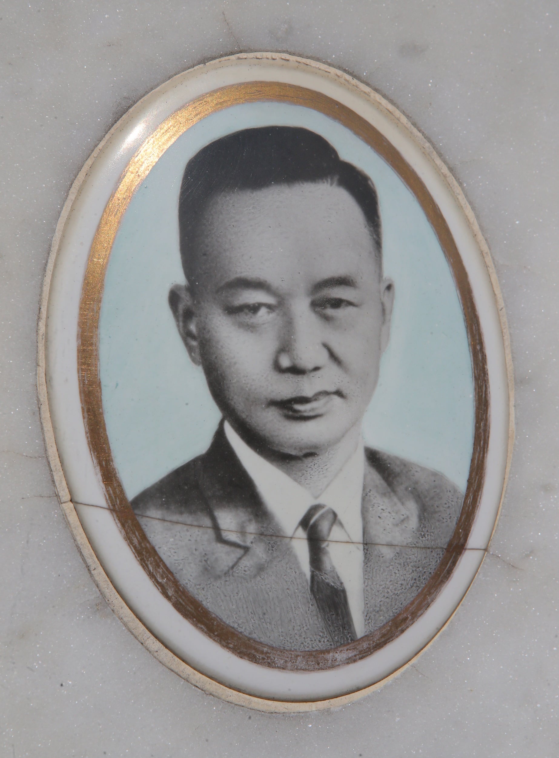 全国版/生平被淡忘 李良荣将军长眠怡保