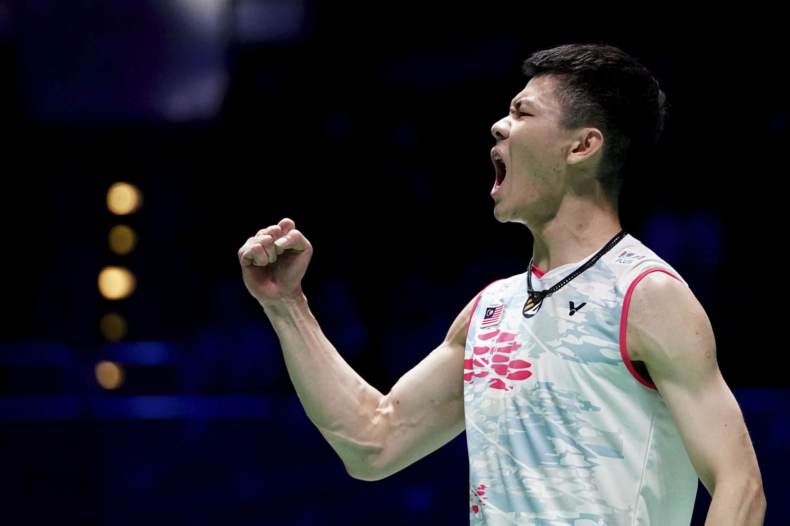 全英赛| “龙牙之刃”再现 梓嘉狂攻摘桃